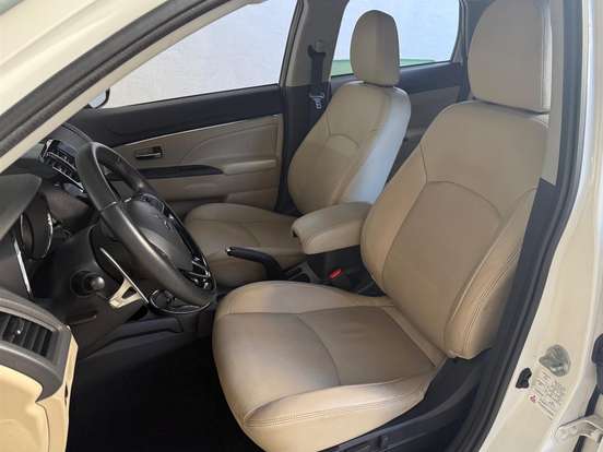 MITSUBISHI-OUTLANDER-2.0 MIVEC GASOLINA HPE AUTOMÁTICO MITSUBISHI-OUTLANDER-2021