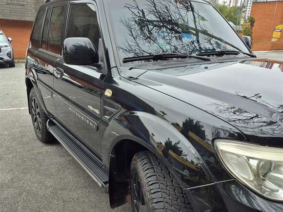 MITSUBISHI-PAJERO TR4-2.0 4X4 16V 140CV FLEX 4P AUTOMÁTICO MITSUBISHI-PAJERO TR4-2011