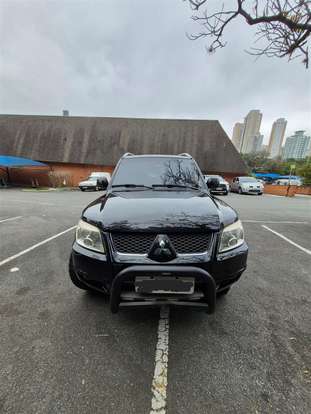 MITSUBISHI-PAJERO TR4-2011