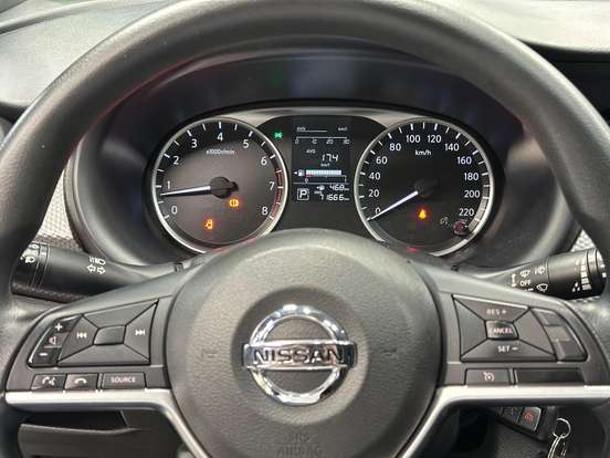 NISSAN-KICKS-1.6 16V FLEXSTART ACTIVE XTRONIC NISSAN-KICKS-2020