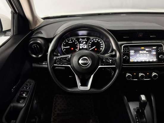 NISSAN-KICKS-2024