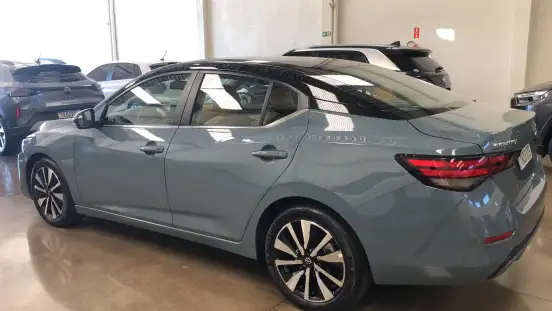 NISSAN-SENTRA-2025