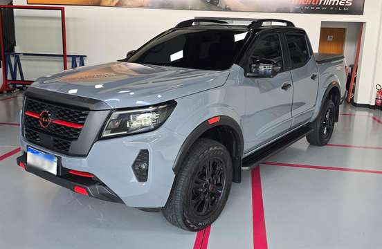 NISSAN-FRONTIER-2024
