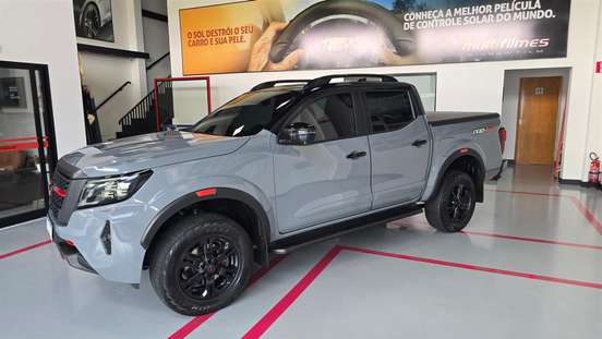 NISSAN-FRONTIER-2024
