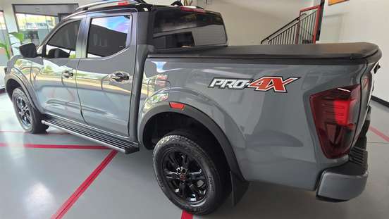 NISSAN-FRONTIER-2024