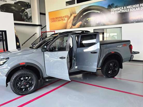 NISSAN-FRONTIER-2.3 16V TURBO DIESEL PRO4X CD 4X4 AUTOMÁTICO NISSAN-FRONTIER-2024
