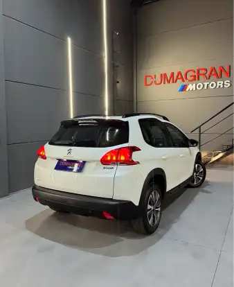 PEUGEOT-2008-2020