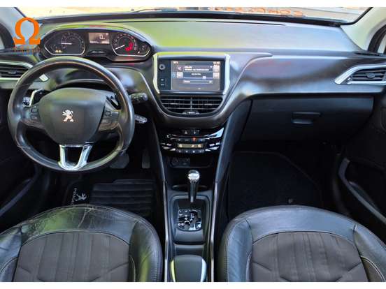 PEUGEOT-2008-2016
