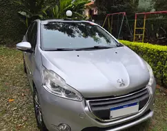 PEUGEOT 208 1.6 GRIFFE 16V FLEX 4P AUTOMÁTICO PEUGEOT 208 1.6 GRIFFE 16V FLEX 4P AUTOMÁTICO