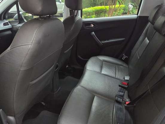 PEUGEOT-208-1.6 GRIFFE 16V FLEX 4P AUTOMÁTICO PEUGEOT-208-2015