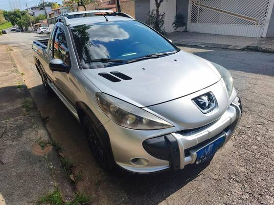 PEUGEOT HOGGAR 1.6 ESCAPADE 16V FLEX 2P MANUAL