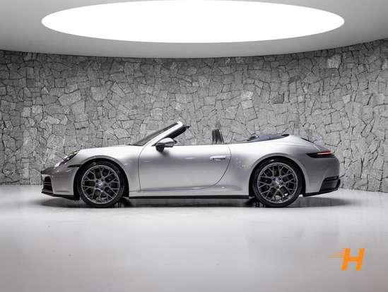 PORSCHE-911-2025