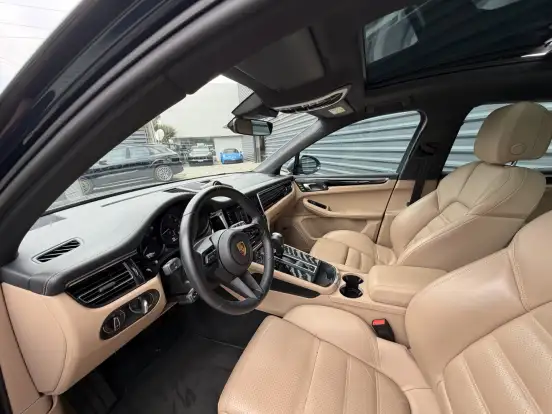 PORSCHE-MACAN-2022