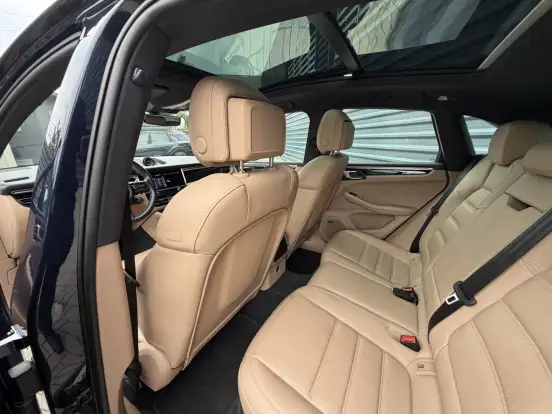 PORSCHE-MACAN-2022