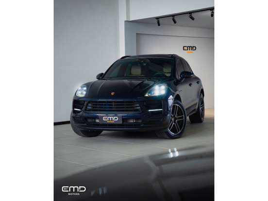PORSCHE-MACAN-2021