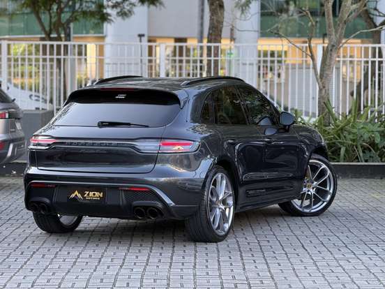 PORSCHE-MACAN-2023