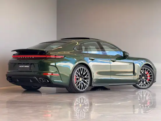 PORSCHE-PANAMERA-2025