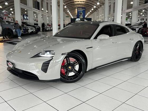 Porsche Taycan 4S Elétrico