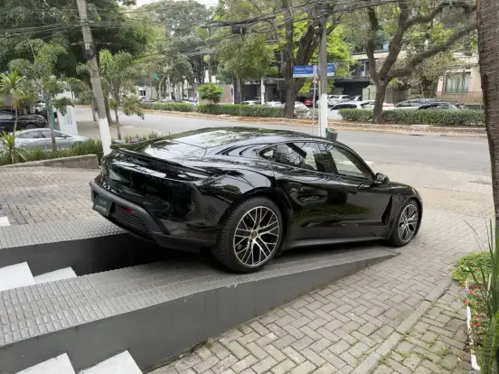PORSCHE-TAYCAN-ELÉTRICO PORSCHE-TAYCAN-2022