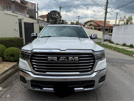 RAM 1500 3.0 HURRICANE 6 BITURBO GASOLINA LARAMIE CD 4X4 AUTOMÁTICO