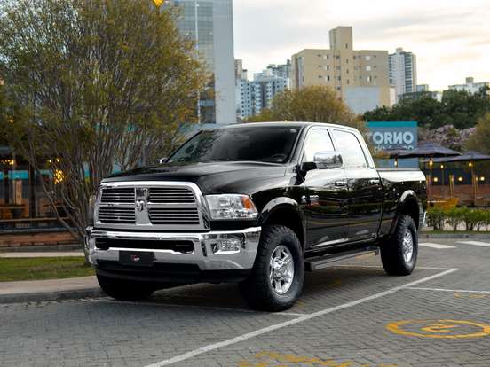 RAM-2500-6.7 LARAMIE 4X4 CD I6 TURBO DIESEL 4P AUTOMÁTICO RAM-2500-2011