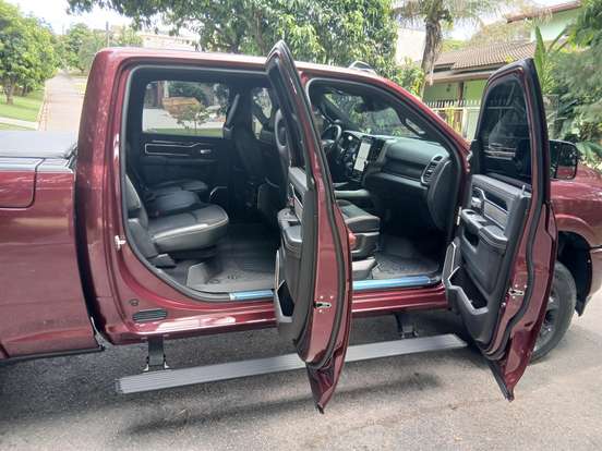 RAM-3500-6.7 I6 TURBO DIESEL LARAMIE NIGHT EDITION CD 4X4 AUTOMÁTICO RAM-3500-2022