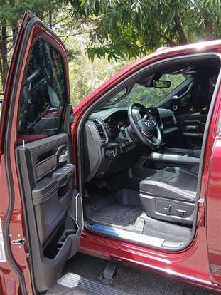 RAM-3500-6.7 I6 TURBO DIESEL LARAMIE NIGHT EDITION CD 4X4 AUTOMÁTICO RAM-3500-2022