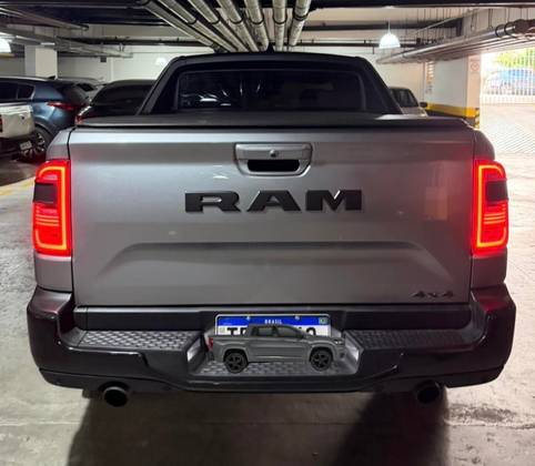 RAM RAMPAGE 2.0 HURRICANE 4 TURBO GASOLINA R/T 4X4 AUTOMÁTICO