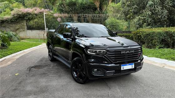 RAM RAMPAGE 2.0 HURRICANE 4 TURBO GASOLINA R/T 4X4 AUTOMÁTICO