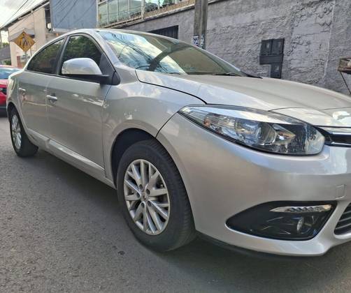 RENAULT FLUENCE 2.0 DYNAMIQUE PLUS 16V FLEX 4P AUTOMÁTICO