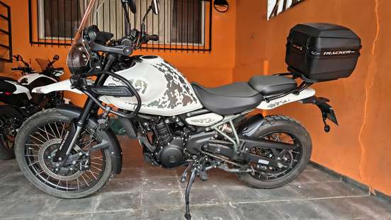 ROYAL ENFIELD-HIMALAYAN 450 KAMET WHITE-2026