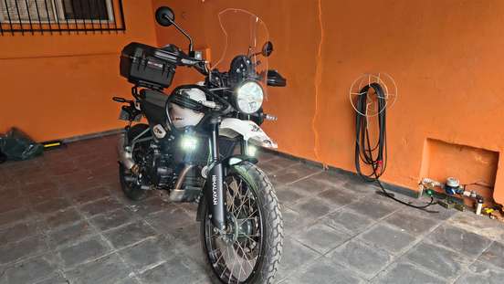 ROYAL ENFIELD-HIMALAYAN 450 KAMET WHITE-2026