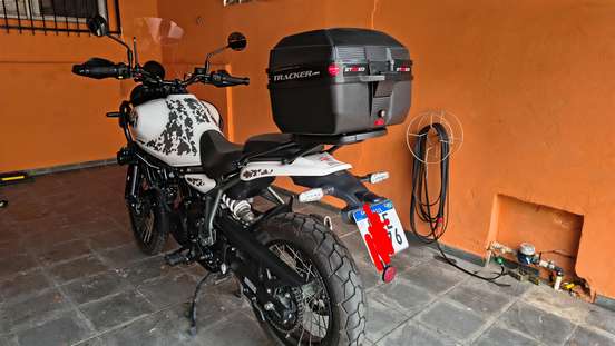 ROYAL ENFIELD-HIMALAYAN 450 KAMET WHITE-2026