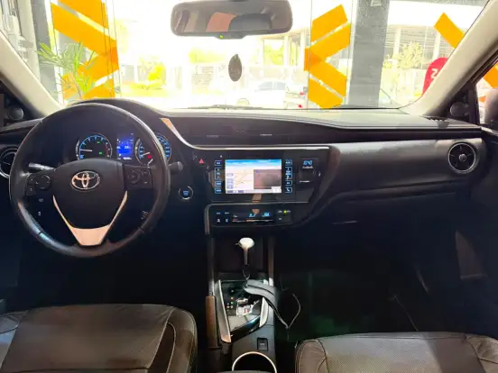 TOYOTA-COROLLA-2019