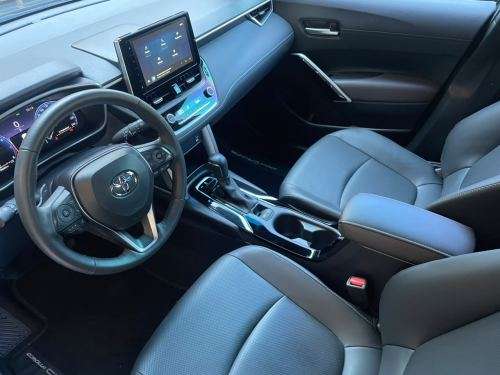 TOYOTA-COROLLA CROSS-2024