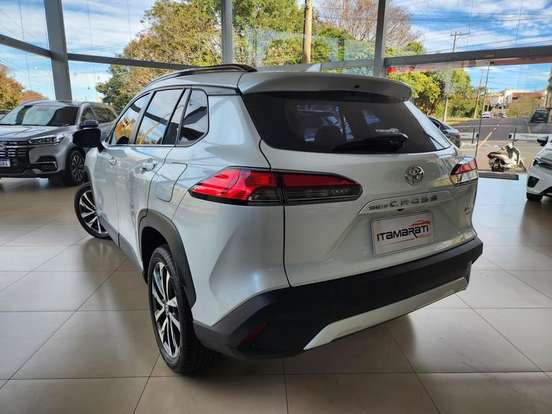 TOYOTA-COROLLA CROSS-2022