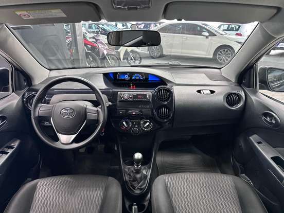 TOYOTA-ETIOS-1.3 X 16V FLEX 4P AUTOMÁTICO TOYOTA-ETIOS-2016