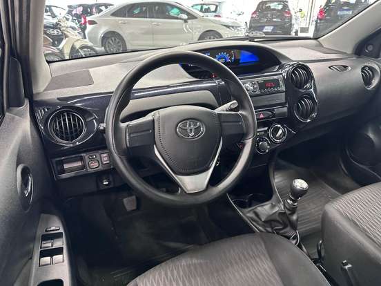 TOYOTA-ETIOS-1.3 X 16V FLEX 4P AUTOMÁTICO TOYOTA-ETIOS-2016