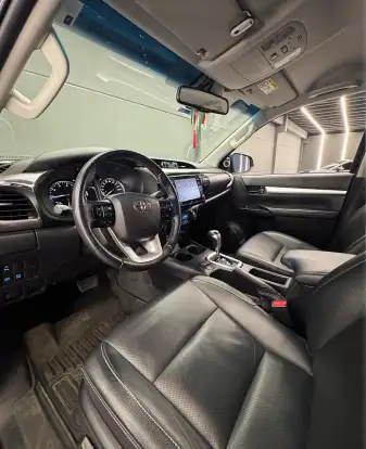 TOYOTA-HILUX-2022