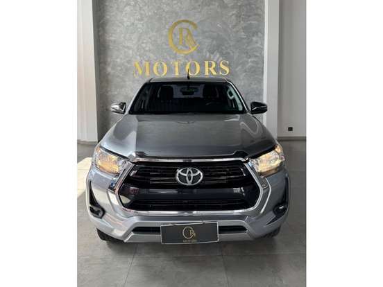 TOYOTA-HILUX-2.8 D-4D TURBO DIESEL CD SRV 4X4 AUTOMÁTICO TOYOTA-HILUX-2022