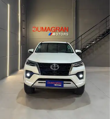 TOYOTA-HILUX SW4-2023