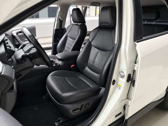 TOYOTA-RAV4-2019