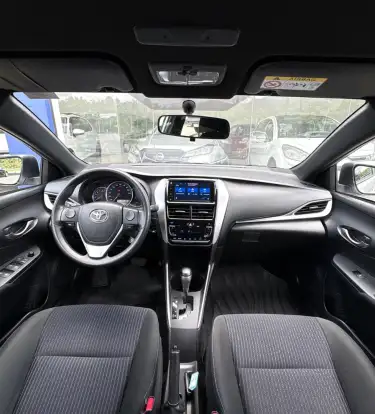 TOYOTA-YARIS-2020