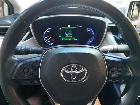 TOYOTA-COROLLA-2020