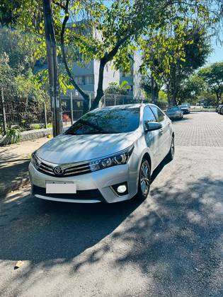 TOYOTA COROLLA 2.0 ALTIS 16V FLEX 4P AUTOMÁTICO