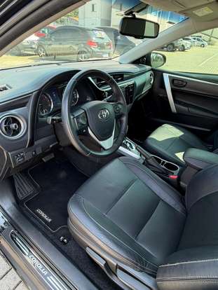 TOYOTA-COROLLA-2019
