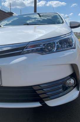 TOYOTA-COROLLA-2019