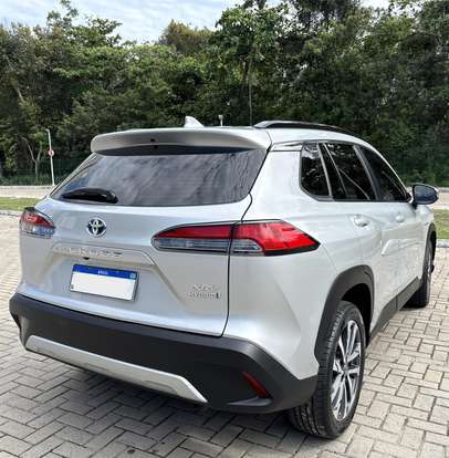 TOYOTA-COROLLA CROSS-2023