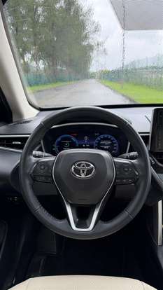 TOYOTA-COROLLA CROSS-2024