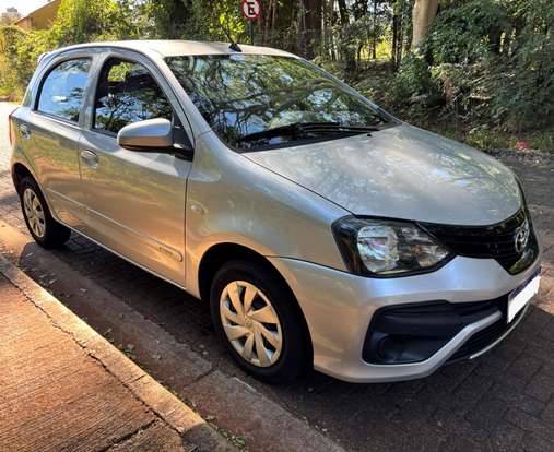 TOYOTA-ETIOS-1.3 X 16V FLEX 4P MANUAL TOYOTA-ETIOS-2018